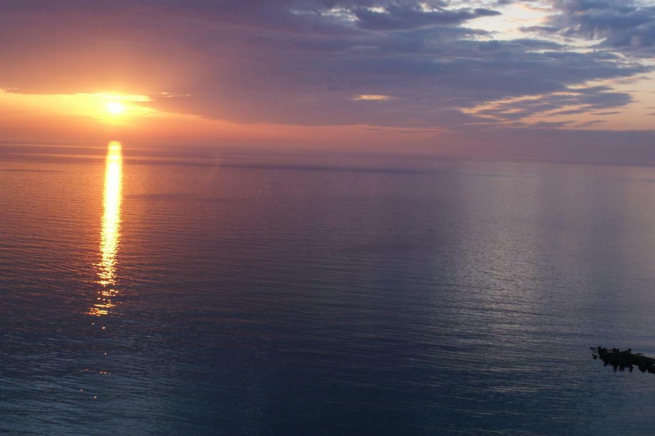 Faleza Nord Sea View Apartment コンスタンツァ エクステリア 写真