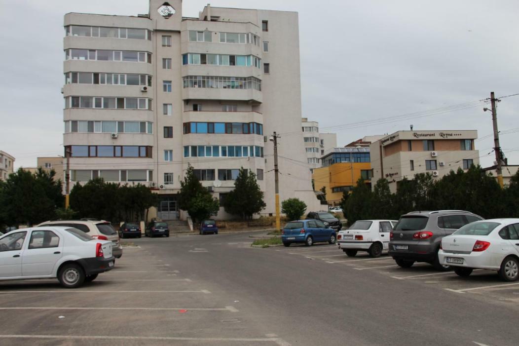 Faleza Nord Sea View Apartment コンスタンツァ エクステリア 写真